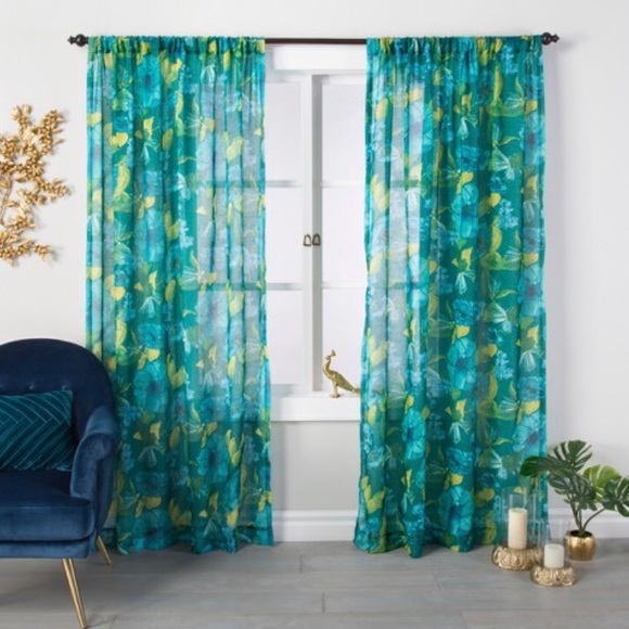 Opalhouse Other - Opal house green floral boho chic curtain